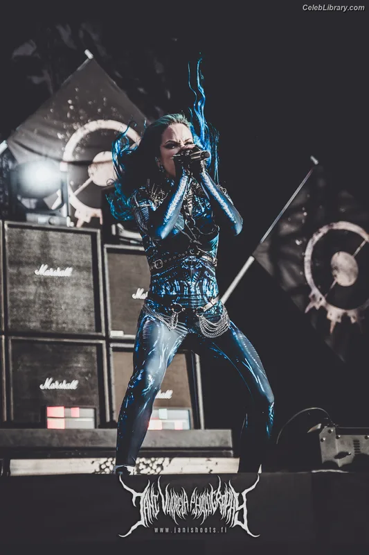 Alissa White-Gluz photo 10 of 1541