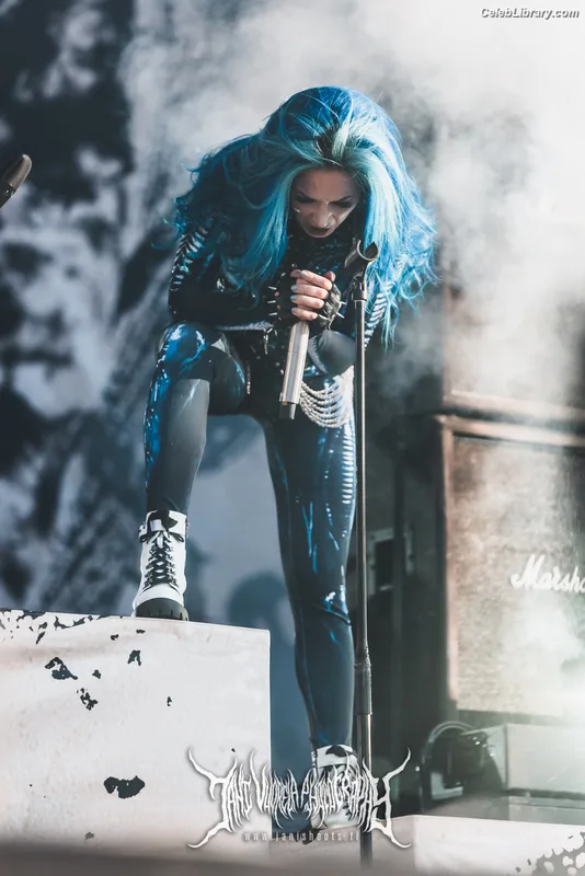 Alissa White-Gluz photo 3 of 1541