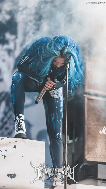 Alissa White-Gluz photo 4 of 1541