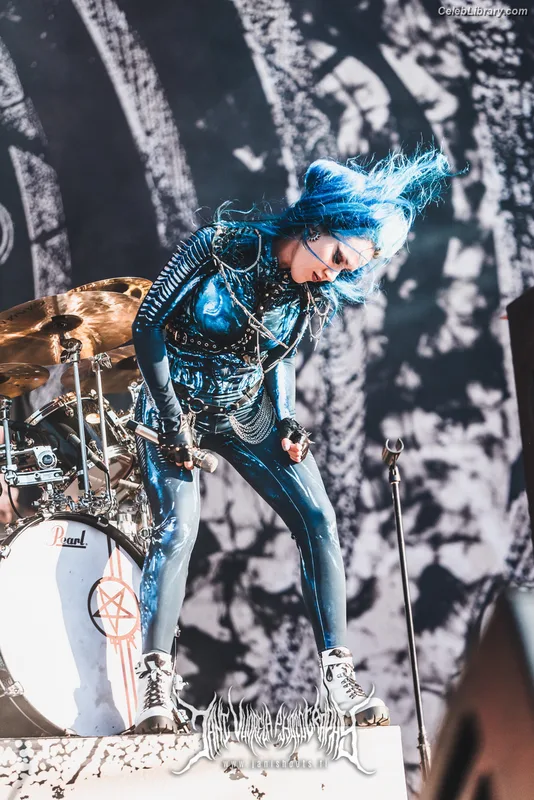 Alissa White-Gluz photo 20 of 1541