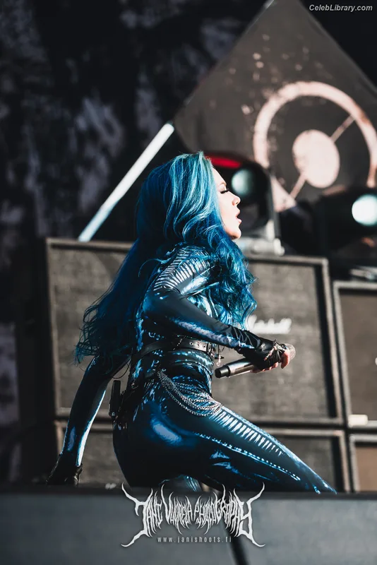 Alissa White-Gluz photo 8 of 1541