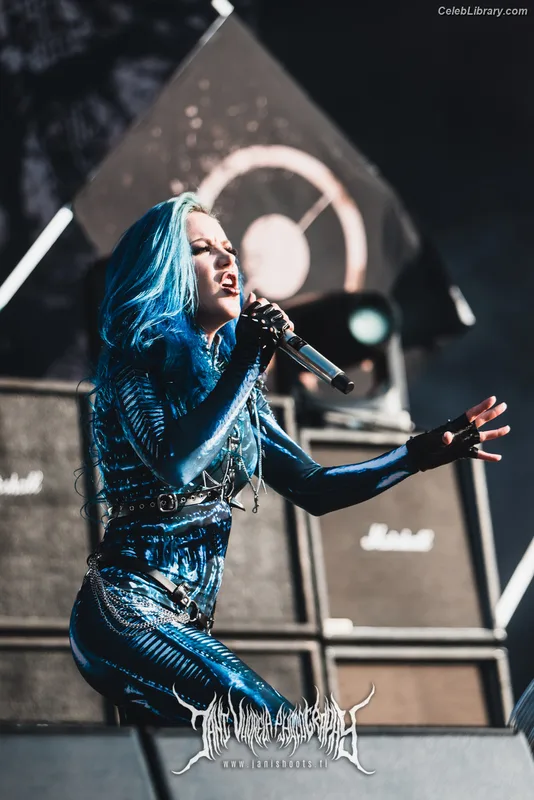 Alissa White-Gluz photo 10 of 1541