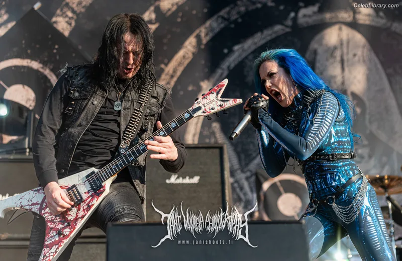 Alissa White-Gluz photo 13 of 1541