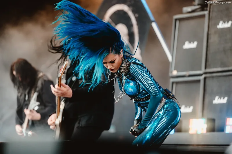 Alissa White-Gluz photo 2 of 1541