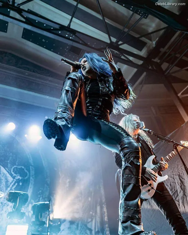 Alissa White-Gluz photo 22 of 1541