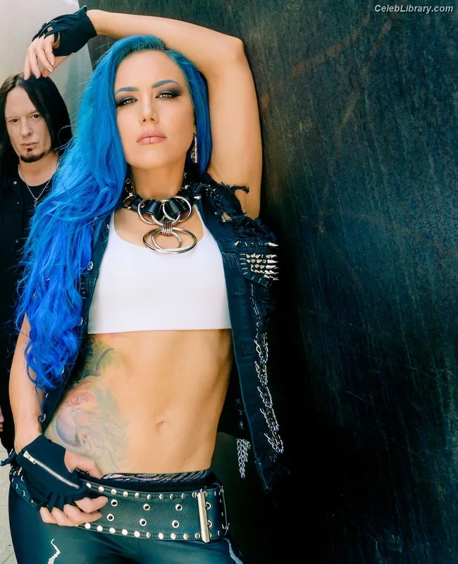 Alissa White-Gluz photo 1 of 1541