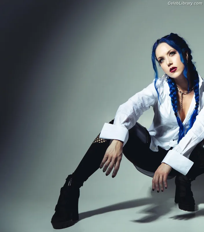 Alissa White-Gluz photo 13 of 1541