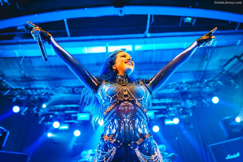 Alissa White-Gluz photo 1 of 1541