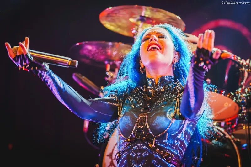 Alissa White-Gluz photo 5 of 1541
