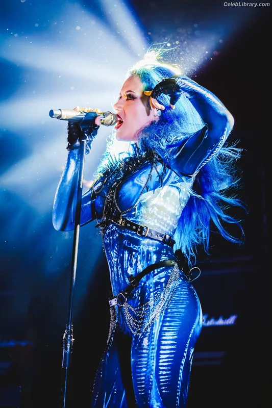 Alissa White-Gluz photo 15 of 1541