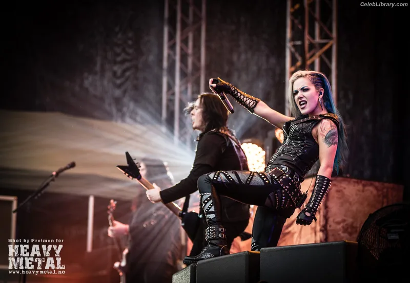 Alissa White-Gluz photo 17 of 1541