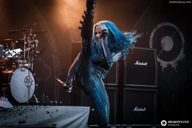 Alissa White-Gluz photo 4 of 1541