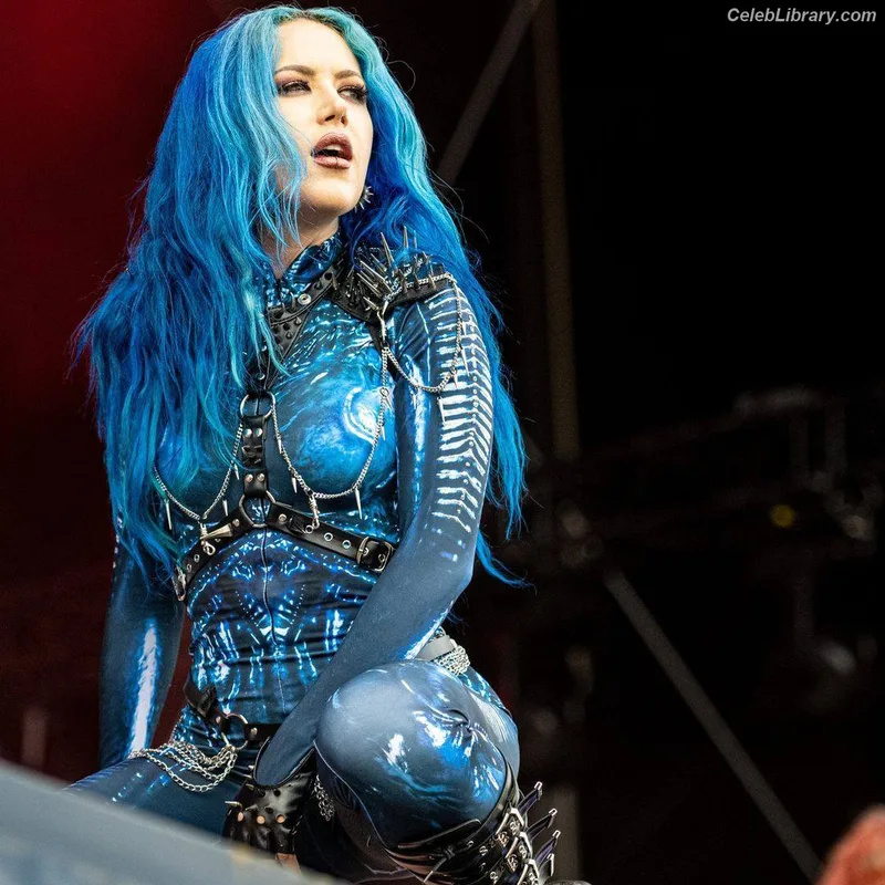 Alissa White-Gluz photo 21 of 1541