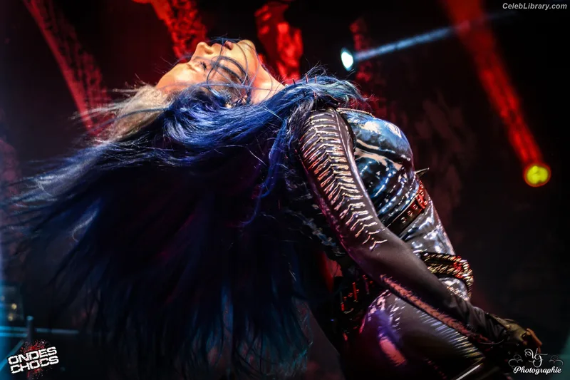 Alissa White-Gluz photo 1 of 1541