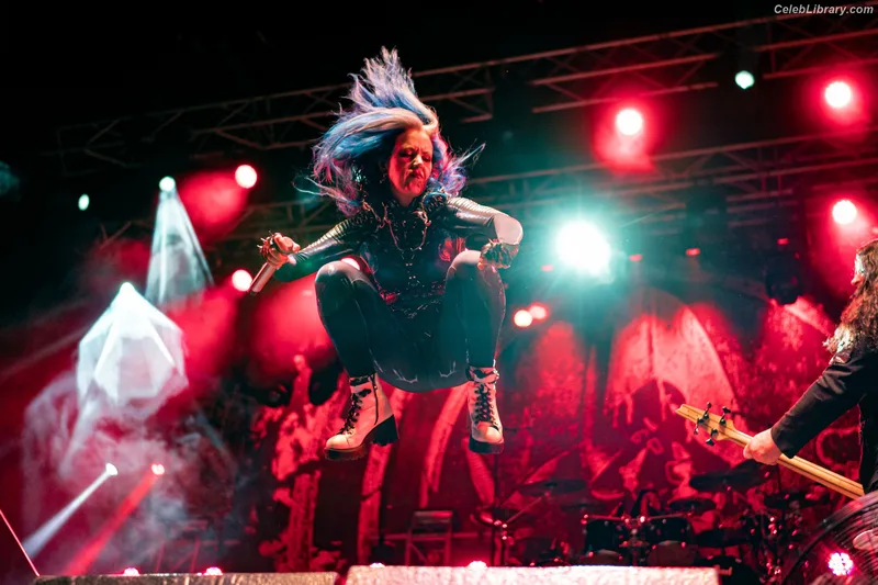 Alissa White-Gluz photo 3 of 1541