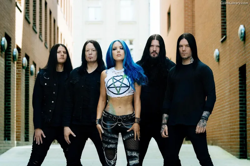 Alissa White-Gluz photo 21 of 1541