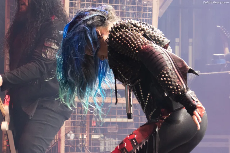 Alissa White-Gluz photo 18 of 1541