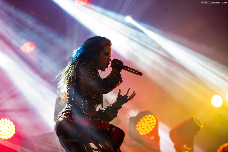 Alissa White-Gluz photo 6 of 1541