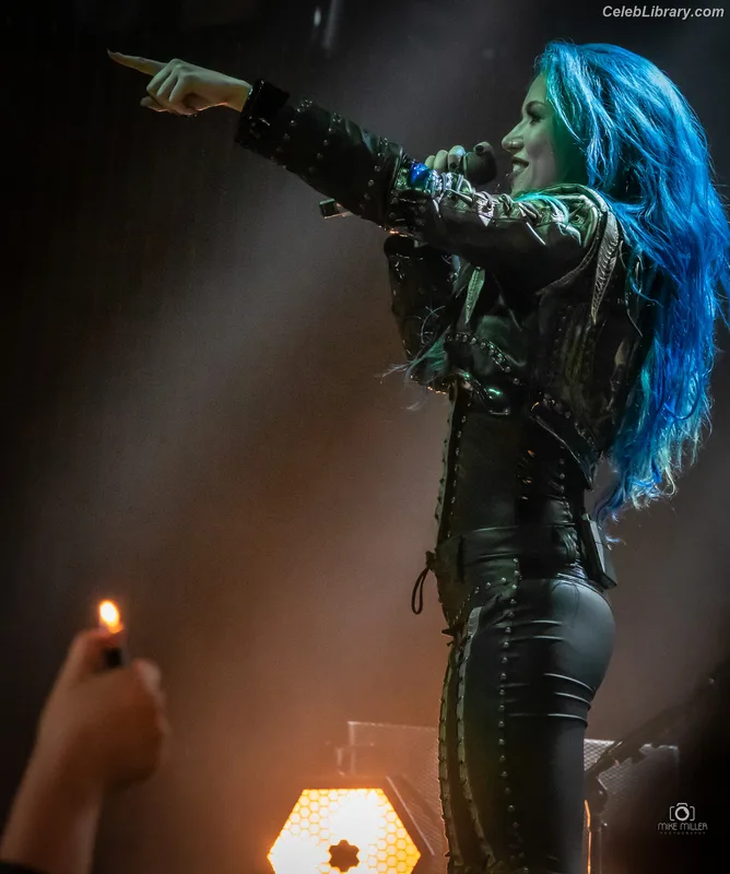 Alissa White-Gluz photo 11 of 1541