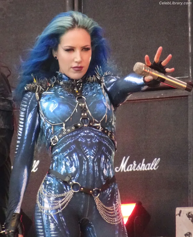 Alissa White-Gluz photo 3 of 1541
