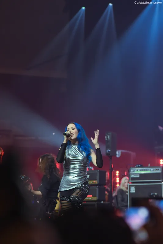 Alissa White-Gluz photo 5 of 1541