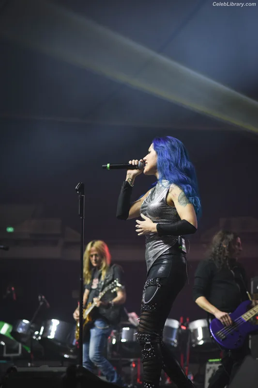 Alissa White-Gluz photo 8 of 1541