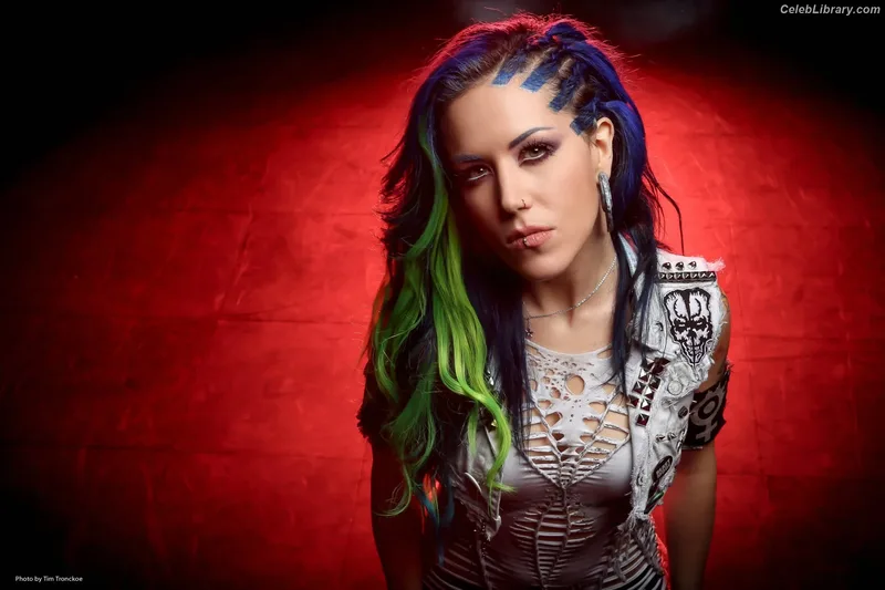 Alissa White-Gluz photo 22 of 1541