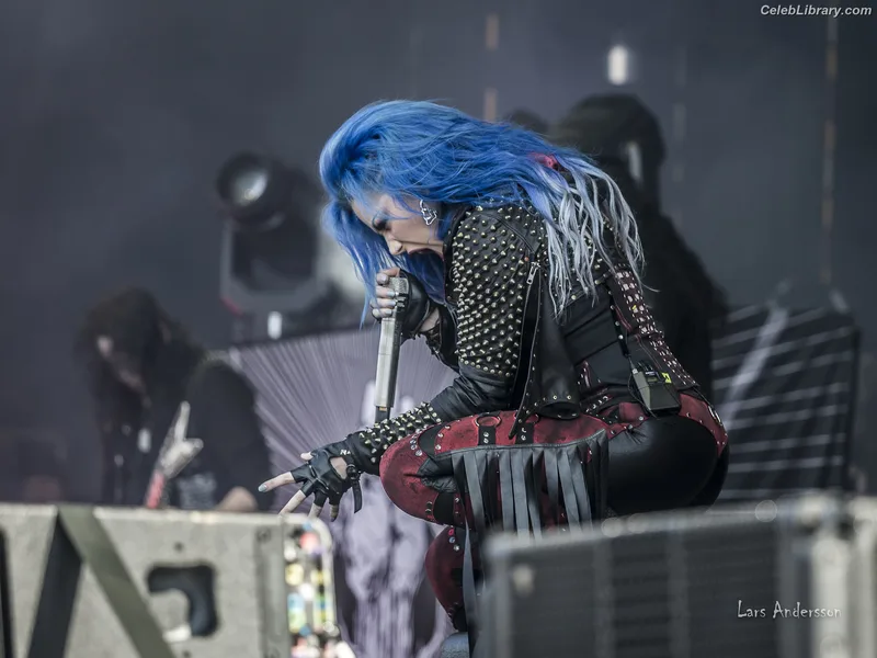 Alissa White-Gluz photo 6 of 1541