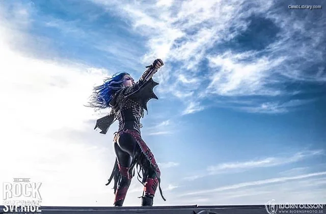 Alissa White-Gluz photo 13 of 1541