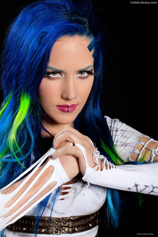 Alissa White-Gluz photo 17 of 1541