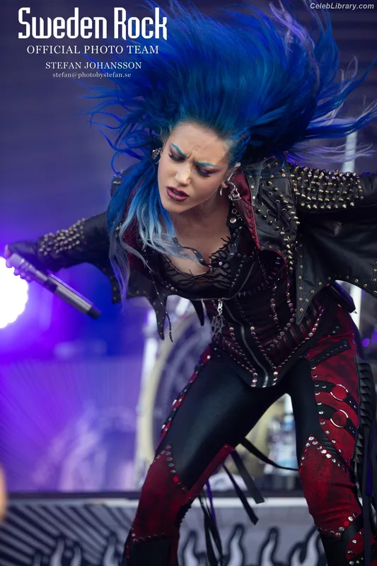 Alissa White-Gluz photo 21 of 1541