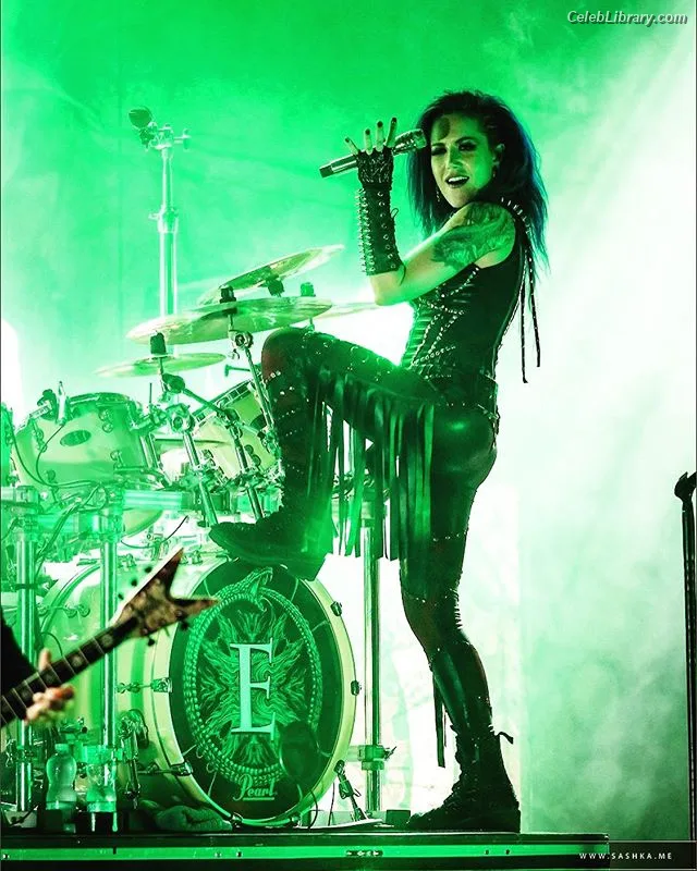 Alissa White-Gluz photo 17 of 1541