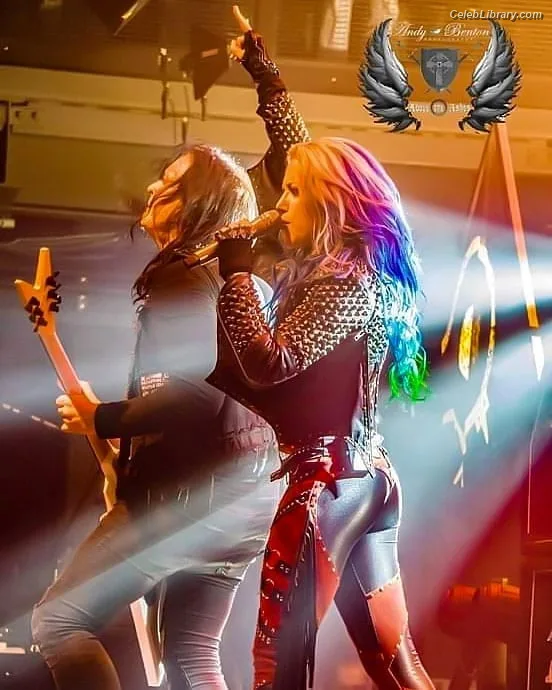 Alissa White-Gluz photo 7 of 1541