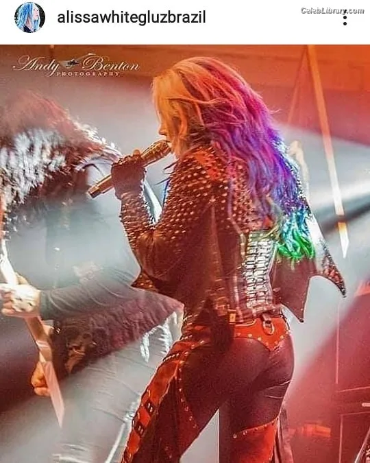 Alissa White-Gluz photo 20 of 1541