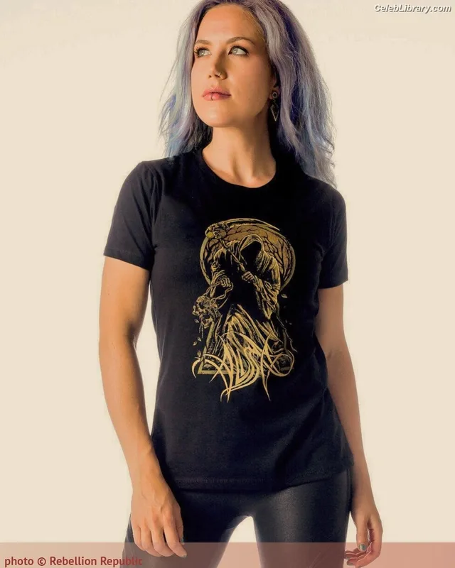 Alissa White-Gluz photo 17 of 1541