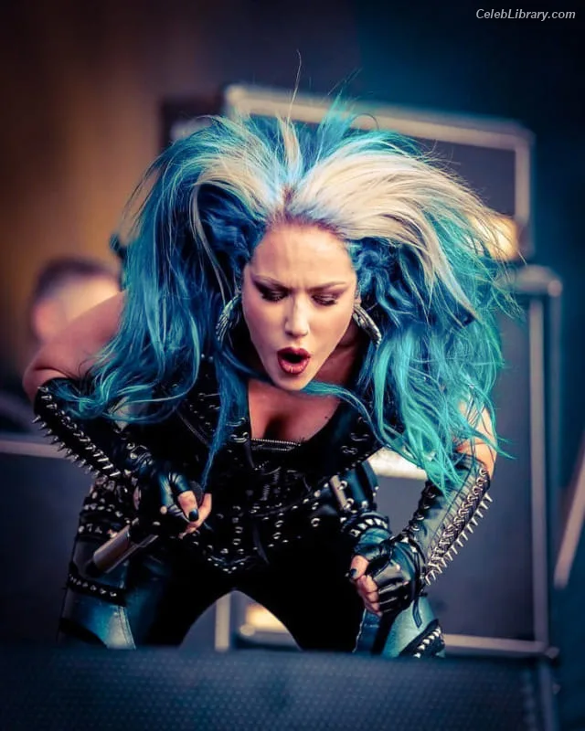 Alissa White-Gluz photo 23 of 1541
