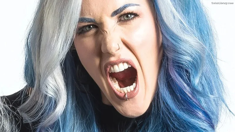 Alissa White-Gluz photo 14 of 1541