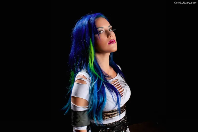 Alissa White-Gluz photo 1 of 1541