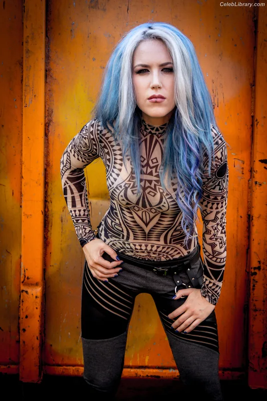 Alissa White-Gluz photo 6 of 1541