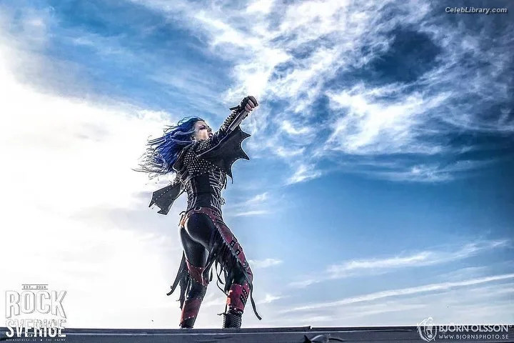 Alissa White-Gluz photo 15 of 1541