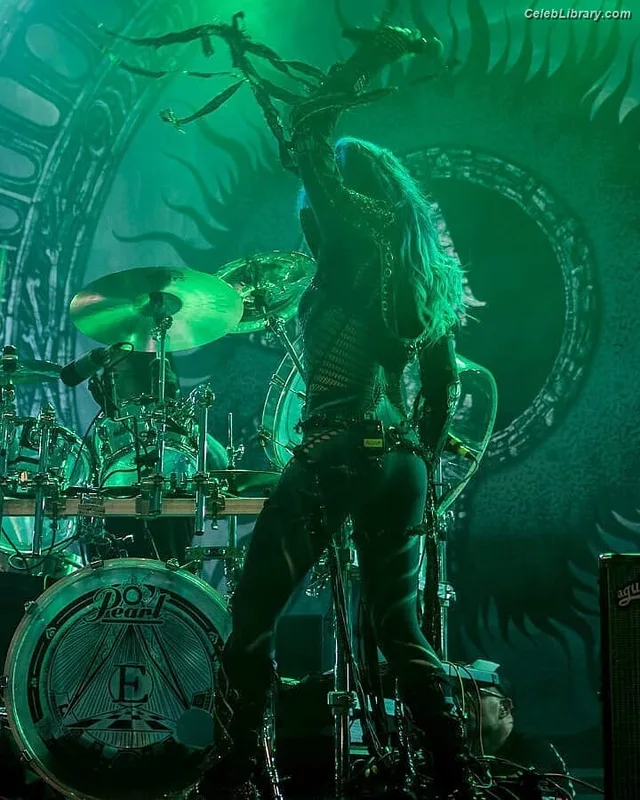 Alissa White-Gluz photo 19 of 1541