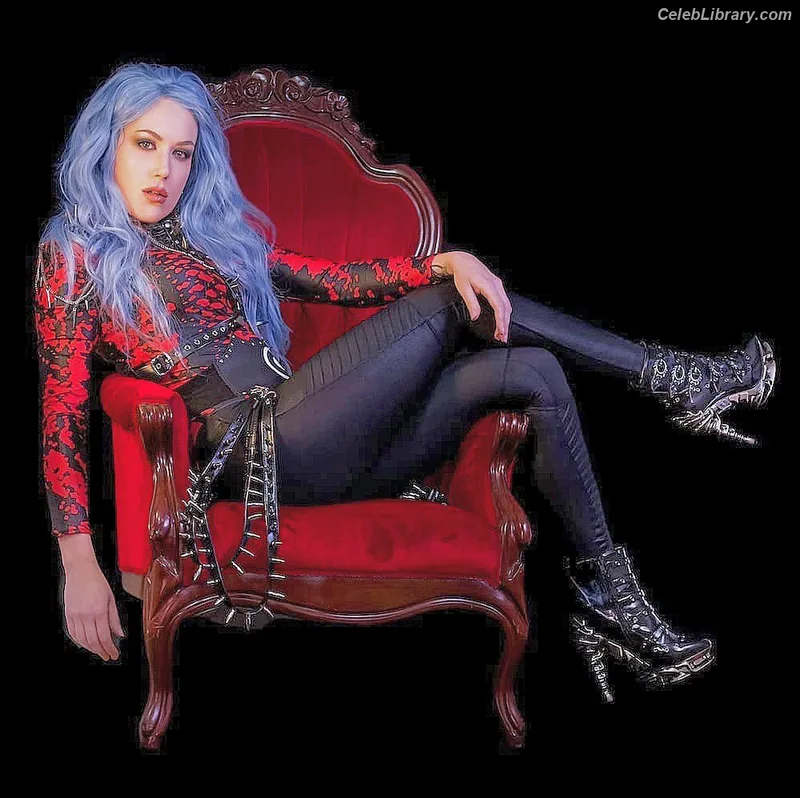 Alissa White-Gluz photo 21 of 1541