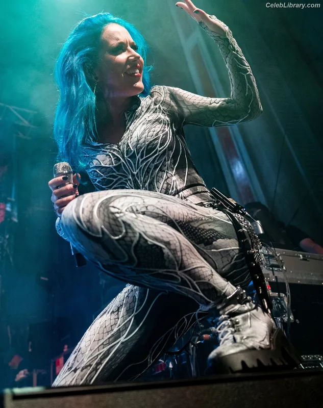 Alissa White-Gluz photo 2 of 1541