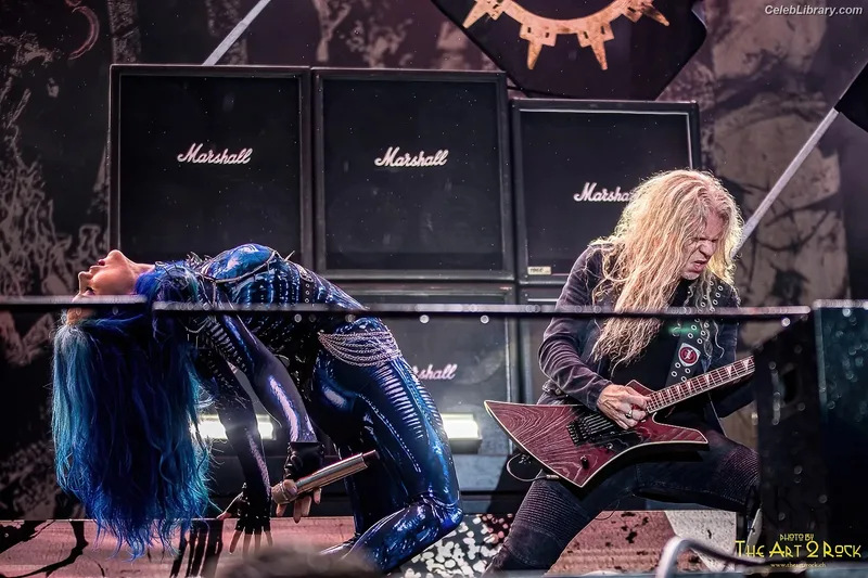 Alissa White-Gluz photo 22 of 1541