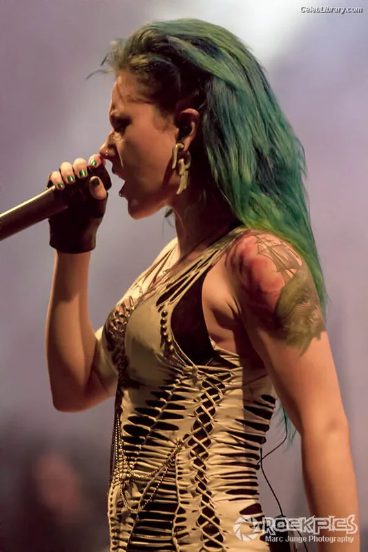 Alissa White-Gluz photo 22 of 1541