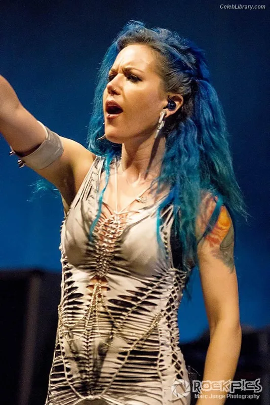 Alissa White-Gluz photo 1 of 1541