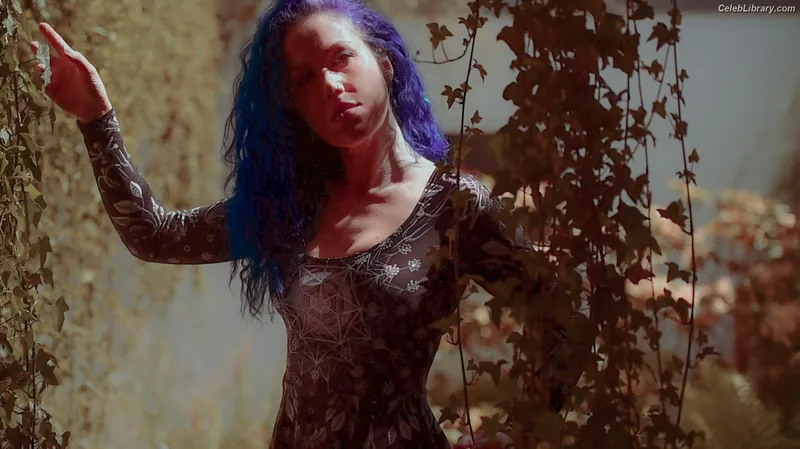 Alissa White-Gluz photo 3 of 1541