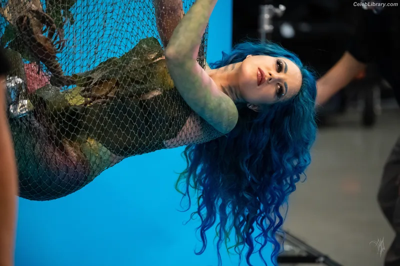 Alissa White-Gluz photo 4 of 1541