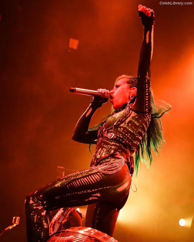 Alissa White-Gluz photo 9 of 1541