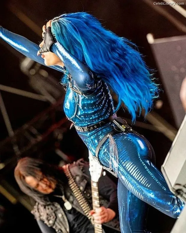 Alissa White-Gluz photo 13 of 1541